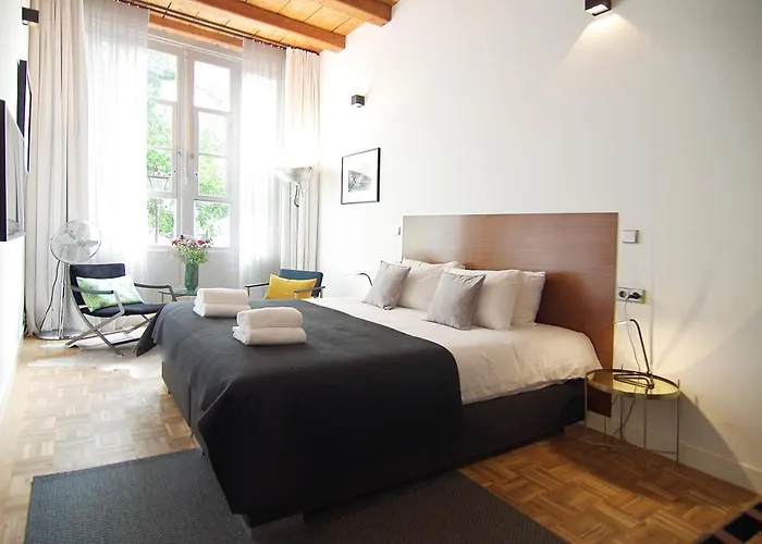 Alojamento de Acomodação e Pequeno-almoço Stuart Luxury 3*