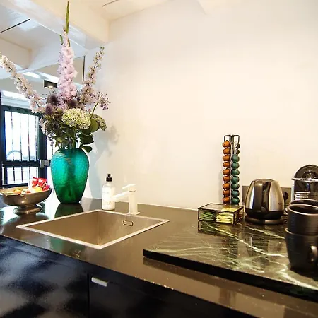 Oda ve Kahvaltı Stuart Luxury