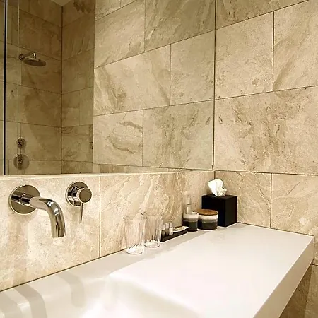 Bed & Breakfast Stuart Luxury 3*