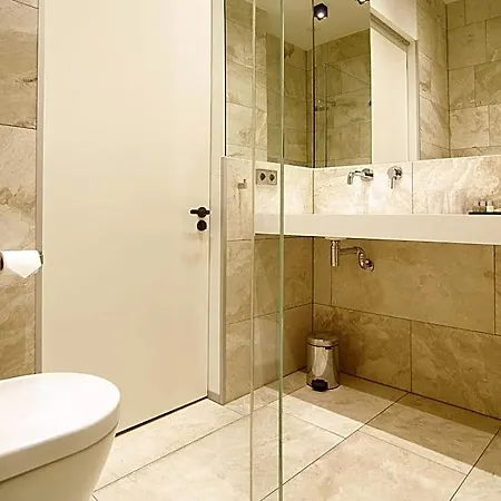 Stuart Luxury Amsterdam
