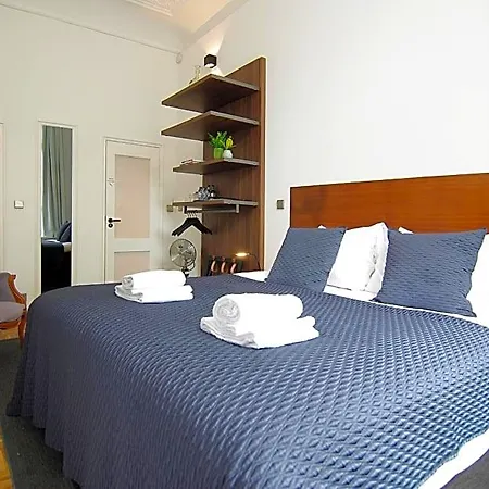 Stuart Luxury 3* Amsterdam